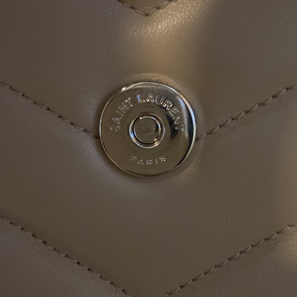 YSL Medium LouLou - Picture 3 of 11